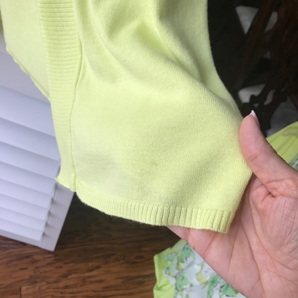 CHICO'S Lemongrass Light Cardigan! - Picture 5 of 5